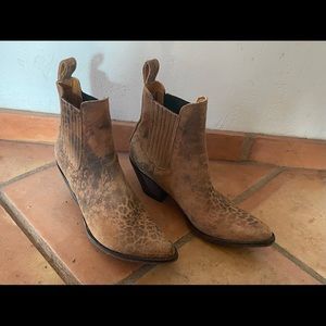 Old Gringo Leopard Print Cowboy Boots